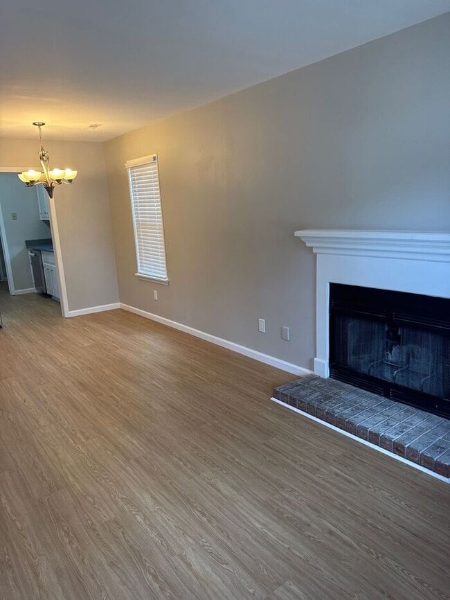 121 Johnny Reb Dr in Moncks Corner, SC - Building Photo - Building Photo