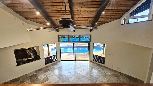 44-389-389 Kaneohe Bay Dr in Kaneohe, HI - Building Photo - Building Photo