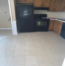 Room in Townhome on Patterson Cir in Lawrenceville, GA - Building Photo - Building Photo