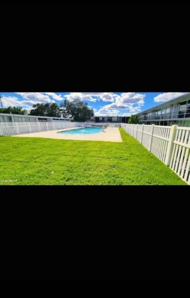 property at 1202 Ridgewood Ave