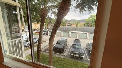 4055 W McNab Rd in Pompano Beach, FL - Foto de edificio - Building Photo