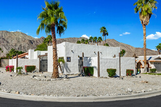 77526 Calle Nogales in La Quinta, CA - Building Photo - Building Photo