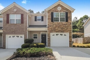 252 Derby Ct in Acworth, GA - Building Photo