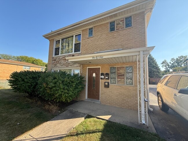109 Central Ave