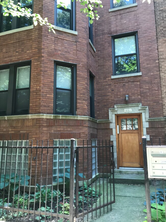 2335 W McLean Ave, Unit 1