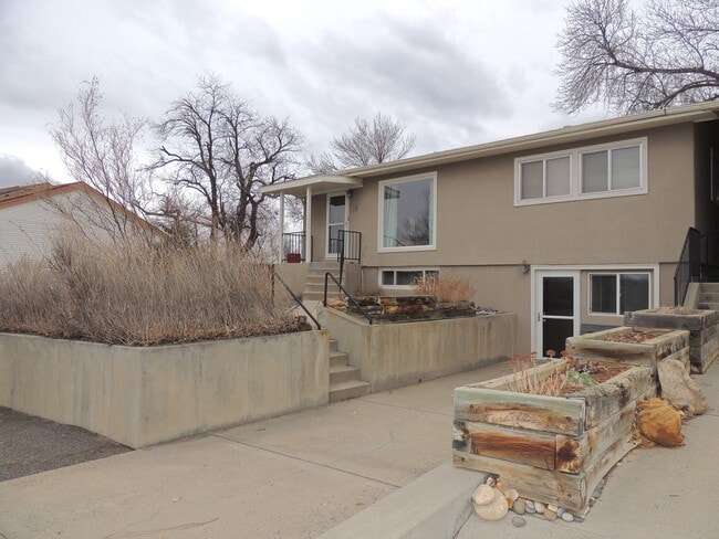 property at 408 Dressell Dr