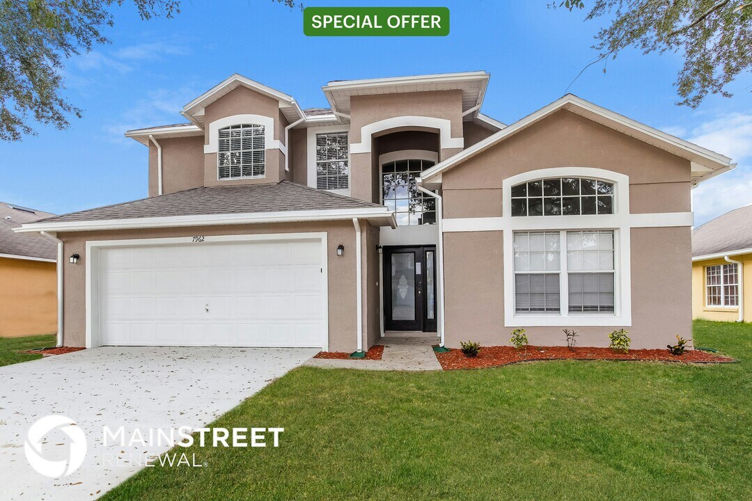 7962 Magnolia Bend Ct in Kissimmee, FL - Building Photo