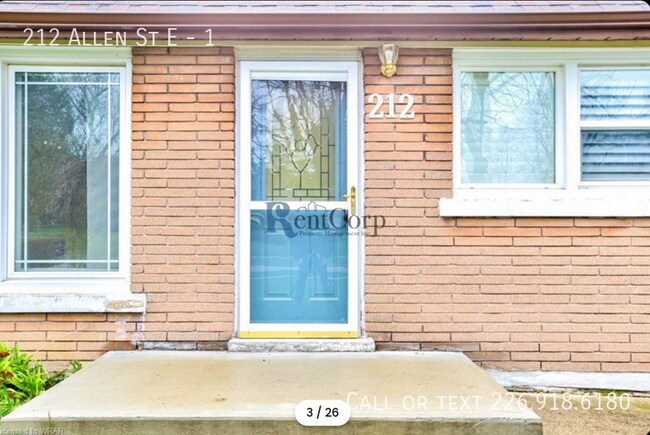 212 Allen St E in Waterloo, ON - Building Photo - Building Photo