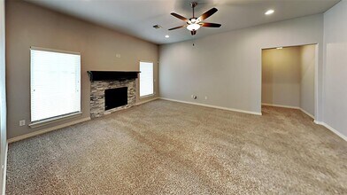 8709 SW 66th Pl in Oklahoma City, OK - Building Photo - Building Photo