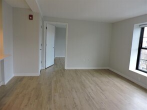 11 Soden St, Unit 4 in Cambridge, MA - Building Photo - Building Photo