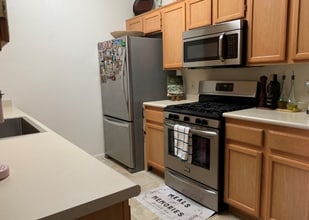700 Carnegie St in Henderson, NV - Building Photo - Building Photo