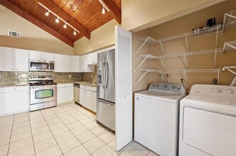 2229 Nova Village Dr in Davie, FL - Building Photo - Building Photo