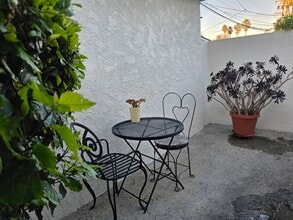 707 Copeland Ct in Santa Monica, CA - Building Photo - Building Photo