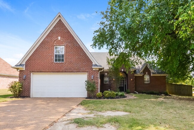 property at 4072 Destin Dr