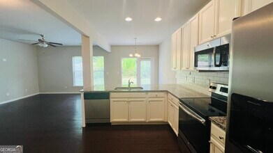 256 Highland Pointe Cir E in Dawsonville, GA - Building Photo - Building Photo