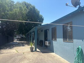 314 Lawton St in Antioch, CA - Building Photo