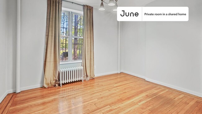 Private bedroom in 4 bed/1 bath Home in Brooklyn, NY - Building Photo - Building Photo