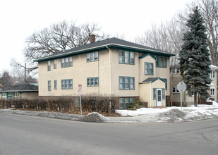 3201 Girard Ave N in Minneapolis, MN - Building Photo - Building Photo