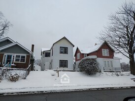 1712 Main St, Unit 2 in Anderson, IN - Building Photo