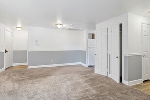 3528 E Fall Creek Pkwy N Dr in Indianapolis, IN - Building Photo