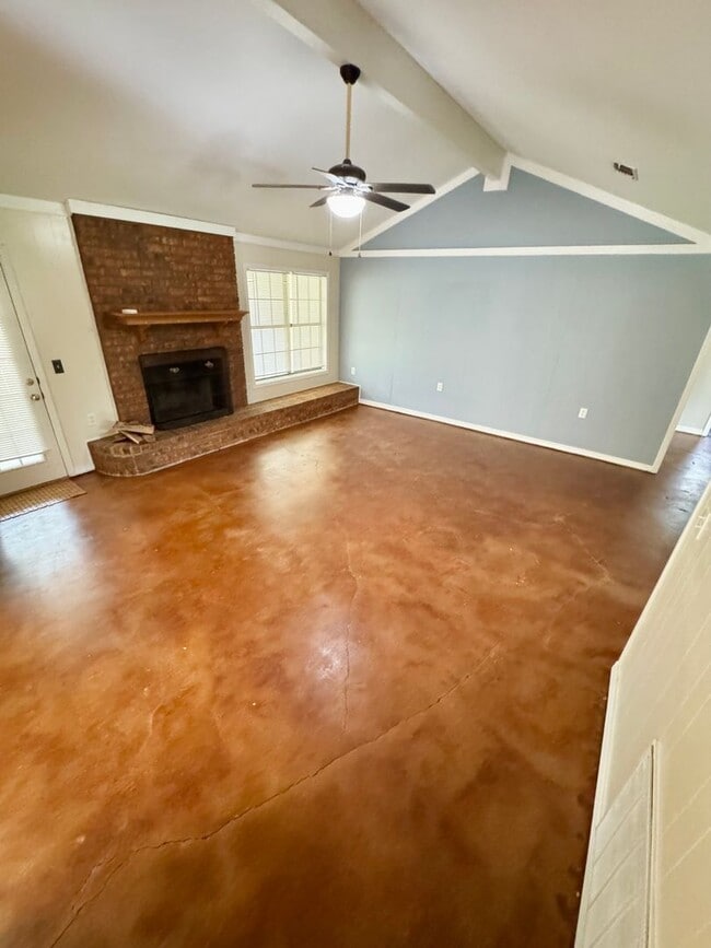 349 Angie Cir in Benton, LA - Building Photo - Building Photo