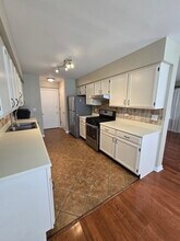 443 Village Creek Dr in Lake In The Hills, IL - Building Photo - Building Photo