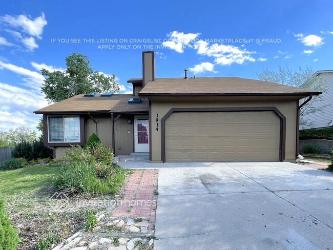 property at 1914 E 96th Cir