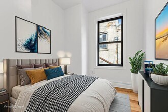 160 Waverly Pl in New York, NY - Building Photo - Building Photo