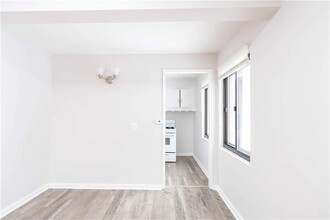 60 Rand St in Rochester, NY - Building Photo - Interior Photo