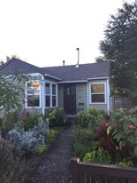 5711 SE 67th Ave in Portland, OR - Building Photo