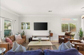 1811 Puerto Way in Henderson, NV - Building Photo - Building Photo