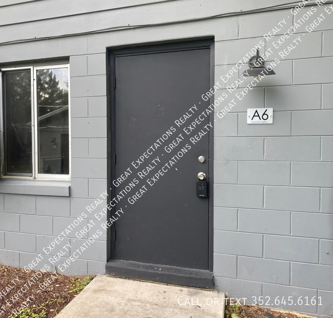 property at 5844 SE Drew Rd