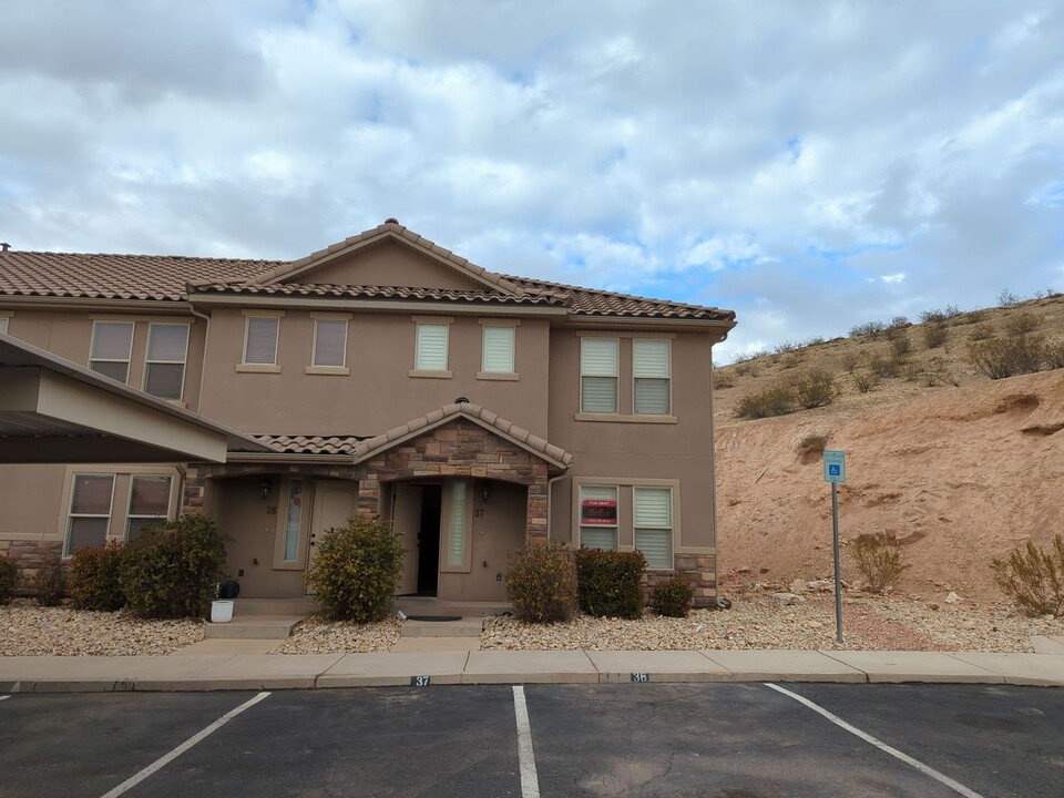 3419 S River Rd in Saint George, UT - Building Photo