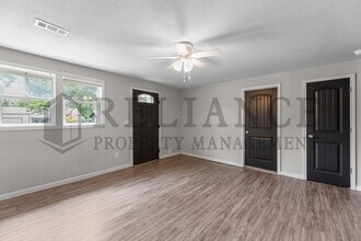 1041 S Christine Ave in Wichita, KS - Building Photo - Building Photo