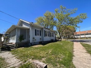 432 18th Ave in Rock Island, IL - Building Photo - Building Photo