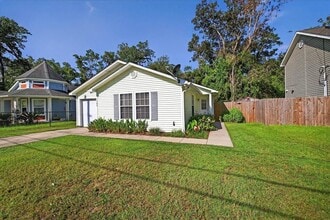 182 Tafflinger Rd in Crawfordville, FL - Building Photo - Building Photo
