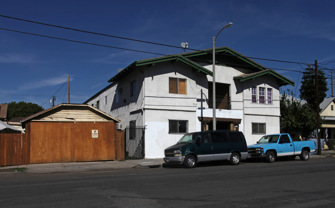 2611 Vallejo St in Los Angeles, CA - Building Photo