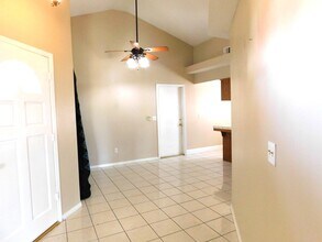 21253 Windsong St in California City, CA - Building Photo - Building Photo