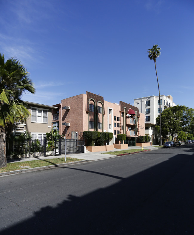 Grammercy Place Apartments in Los Angeles, CA - Foto de edificio - Building Photo