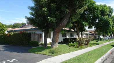 7605 21st St in Westminster, CA - Building Photo - Building Photo