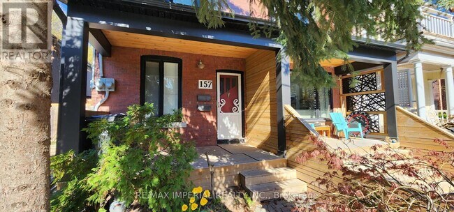 157 Booth Ave in Toronto, ON - Building Photo - Building Photo
