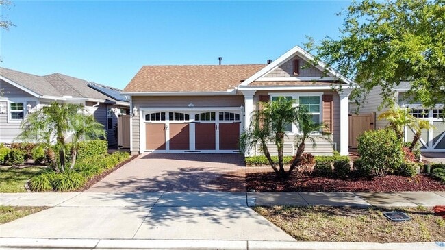 329 Alcove Dr in Groveland, FL - Building Photo - Building Photo