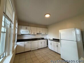 6 Barrows St in Boston, MA - Building Photo - Building Photo