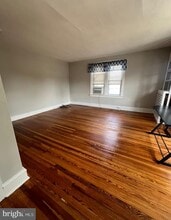 206 S White Horse Pike in Audubon, NJ - Building Photo - Building Photo
