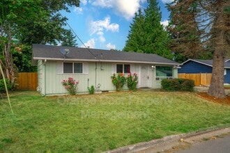 601 25th St SE in Auburn, WA - Building Photo - Building Photo