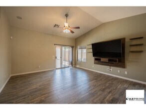 1633 E Beautiful Ln in Phoenix, AZ - Building Photo - Building Photo