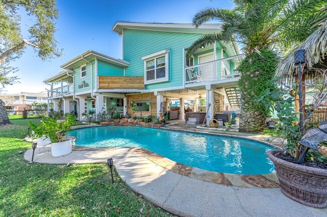 property at 325 Ling St
