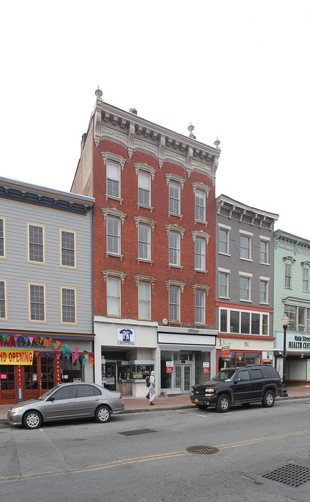 358 Main St in Poughkeepsie, NY - Building Photo