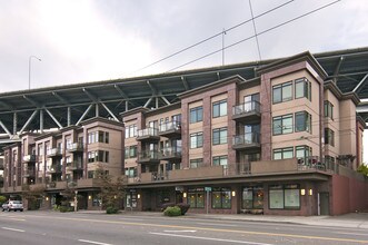 The Eastlake in Seattle, WA - Building Photo - Building Photo