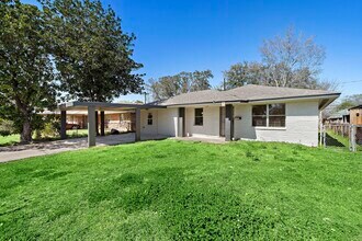 3121 Chimira Ln in Houston, TX - Building Photo - Building Photo